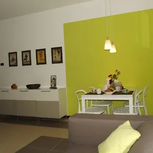 Cimarhosa House Rho